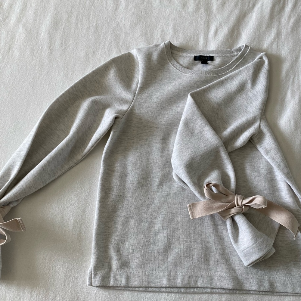 JCREW Light Gray Crew neck Sweatshirt with Bow Sleeves - Excellent Condition